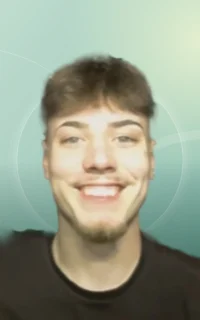 Profilfoto von Liam aus Worms. Berufswunsch: Lagerhelfer/in. Branche: Logistik, Transport, Verkehr.
