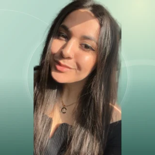 Profilfoto von Carin aus Recklinghausen. Berufswunsch: Kommissionierer/in. Branche: Logistik, Transport, Verkehr.