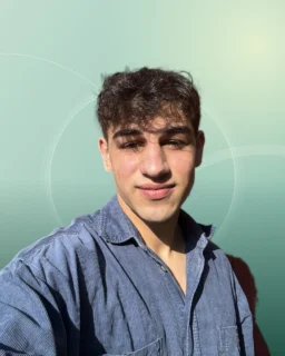 Profilfoto von Joan aus Bad Salzdetfurth. Berufswunsch: Fachkraft – innovative Fahrzeugaufbereitung und Helfer/in - Verkauf. Branche: Gastronomie, Hotellerie, Tourismus und Holz, Papier.