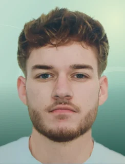 Profilfoto von Yannick aus München. Berufswunsch: Produktionshelfer/in. Branche: Logistik, Transport, Verkehr und Management.