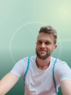 Profilfoto von Julien aus Waibstadt. Berufswunsch: Model. Branche: Design, Musik, Tanz, Schauspiel und Events, Messen, Promotion.