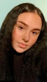 Profilfoto von Nina aus Ditzingen. Berufswunsch: Babysitter/in. Branche: Bildung, Pädagogik.