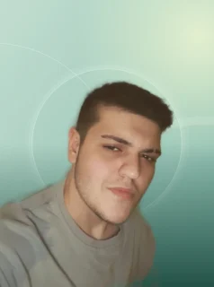 Profilfoto von Beyza aus Duisburg. Berufswunsch: Lagerhelfer/in. Branche: Logistik, Transport, Verkehr.