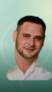 Profilfoto von Patrick aus Schwabach. Berufswunsch: Fachkraft – Schutz und Sicherheit und Fahrer/in. Branche: Bildung, Pädagogik und Jura, Rechtswesen.
