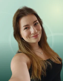 Profilfoto von Jacqueline aus Wolketsweiler. Berufswunsch: Gestalter/in - Werbe- und Mediengestaltung und Gestalter/in für visuelles Marketing. Branche: Design, Musik, Tanz, Schauspiel und Events, Messen, Promotion.