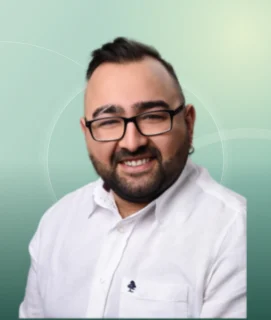 Profilfoto von Deniz aus Ulm. Berufswunsch: Fahrer/in. Branche: Gastronomie, Hotellerie, Tourismus.
