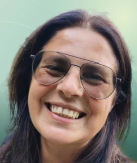Profilfoto von Francesca aus Leinfelden. Berufswunsch: Bürohelfer/in. Branche: Events, Messen, Promotion und Personalwesen, HR.