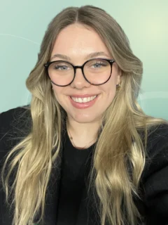 Profilfoto von Ainhoa aus Bad Oldesloe. Berufswunsch: Verkäufer/in. Branche: Lebensmittel, Getränke.