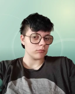 Profilfoto von Alexa aus Eberswalde. Berufswunsch: Barista und Bibliothekar/in. Branche: Design, Musik, Tanz, Schauspiel.