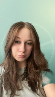 Profilfoto von Lea aus Dassel. Berufswunsch: Industriekaufmann/-frau. Branche: Management.