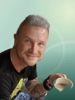 Profilfoto von Marko. Berufswunsch: Altenpflegehelfer/in und Maschinen- und Anlagenführer/in. Branche: Metall, Maschinenbau.