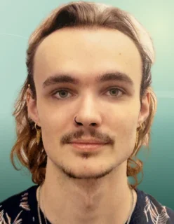 Profilfoto von Eike aus Göttingen. Berufswunsch: Automobil-Serviceberater/in und Leiter/in – Museum. Branche: Sales, Vertrieb und Textilien, Bekleidung, Leder.
