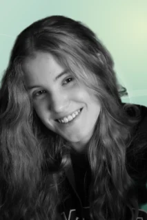 Profilfoto von Jacqueline aus Hilden. Berufswunsch: Artist/in. Branche: Design, Musik, Tanz, Schauspiel und Medien, Verlag, Druck.