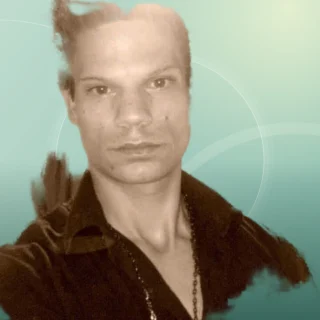 Profilfoto von Kevin aus Ruppertshofen. Berufswunsch: Bioinformatiker/in. Branche: Produktion, Fertigung.