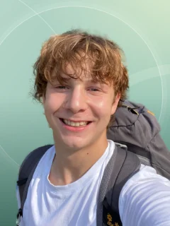 Profilfoto von Max aus Sankt Wendel. Berufswunsch: Lagerhelfer/in. Branche: Körperpflege, Hauswirtschaft, Hygiene.
