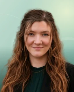Profilfoto von Laura aus Herbolzheim. Berufswunsch: Eventhelfer/in und Event-Manager/in. Branche: Design, Musik, Tanz, Schauspiel und Events, Messen, Promotion.