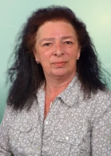 Profilfoto von Manuela aus Rimbach. Berufswunsch: Bürohelfer/in und Kaufmann/-frau – Büromanagement. Branche: Kundenservice und Marketing, Werbung.