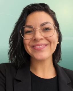 Profilfoto von Selina aus Ludwigshafen am Rhein. Berufswunsch: Fachmann/-frau – Systemgastronomie und Gastronomiefachmann/-frau. Branche: Events, Messen, Promotion und Gastronomie, Hotellerie, Tourismus.