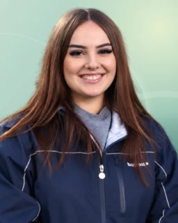 Profilfoto von Alison aus Neuburg an der Donau. Berufswunsch: Telefonist/in und Kosmetiker/in. Branche: Design, Musik, Tanz, Schauspiel und Kundenservice.