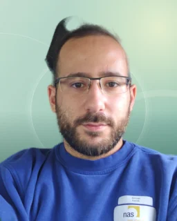 Profilfoto von Sercan aus Mönchengladbach. Berufswunsch: Eventhelfer/in. Branche: Logistik, Transport, Verkehr.