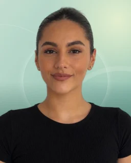 Profilfoto von Amra aus Offenbach am Main. Berufswunsch: Bürohelfer/in und Kaufmann/-frau – Büromanagement. Branche: Bauwesen, Architektur und Beratung, Consulting.
