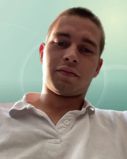 Profilfoto von Jonas aus Brinkum. Berufswunsch: Lagerhelfer/in und Kundenberater/in. Branche: Bauwesen, Architektur und Beratung, Consulting.