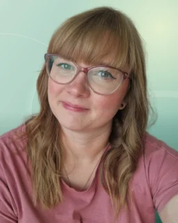 Profilfoto von Marie-Christin aus Emsdetten. Berufswunsch: Alltagshelfer/in und Verkäufer/in. Branche: Haushalt, Babysitting und Sozialwesen, Religion.