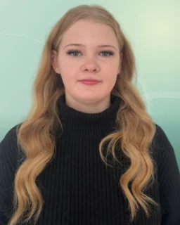 Profilfoto von Franka aus Berlin. Berufswunsch: 3D-Designer/in und Gesundheitsberater/in. Branche: Events, Messen, Promotion.
