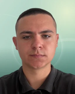 Profilfoto von Vladyslav aus Mörfelden-Walldorf. Berufswunsch: Fachkraft – Lagerlogistik und Fachlagerist/in. Branche: Logistik, Transport, Verkehr.