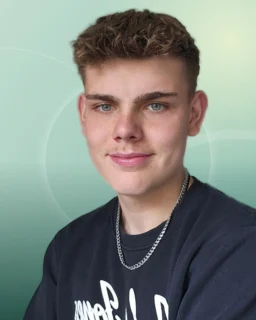 Profilfoto von Jason aus Henstedt-Ulzburg. Berufswunsch: Kundenberater/in und Kundenservice Mitarbeiter/in. Branche: Verkauf, Handel und Sales, Vertrieb.