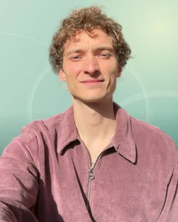 Profilfoto von Till aus Hessisch Oldendorf. Berufswunsch: Literaturwissenschaftler/in und Politologe/Politologin. Branche: Medien, Verlag, Druck und Sozialwesen, Religion.