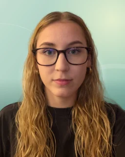Profilfoto von Marie-Louise aus Freilassing. Berufswunsch: Verkäufer/in und Warenverräumer/in. Branche: Events, Messen, Promotion und Gastronomie, Hotellerie, Tourismus.
