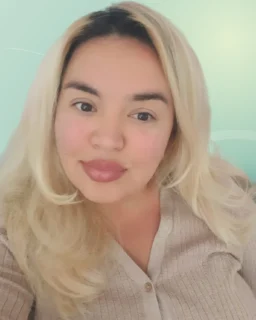 Profilfoto von Ivana aus Rheinfelden. Berufswunsch: Betriebswirt/in - Marketing und Betriebswirt/in - Werbung, Marketingkommunikation. Branche: Marketing, Werbung und Finanzen, Buchhaltung.
