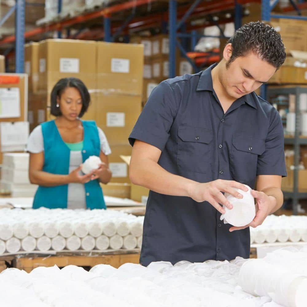 Produktionshelfer-in-Beruf-Job-Gehalt-Verdienst-Ausbildung-Studium-Bewerbung-Lebenslauf-Karriere-suchen-finden Produktionshelfer