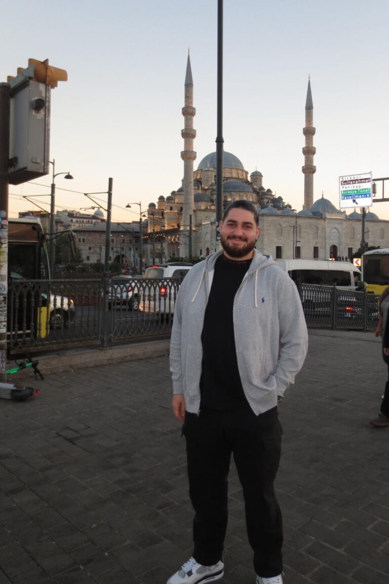 Profilbild von Cüneyt