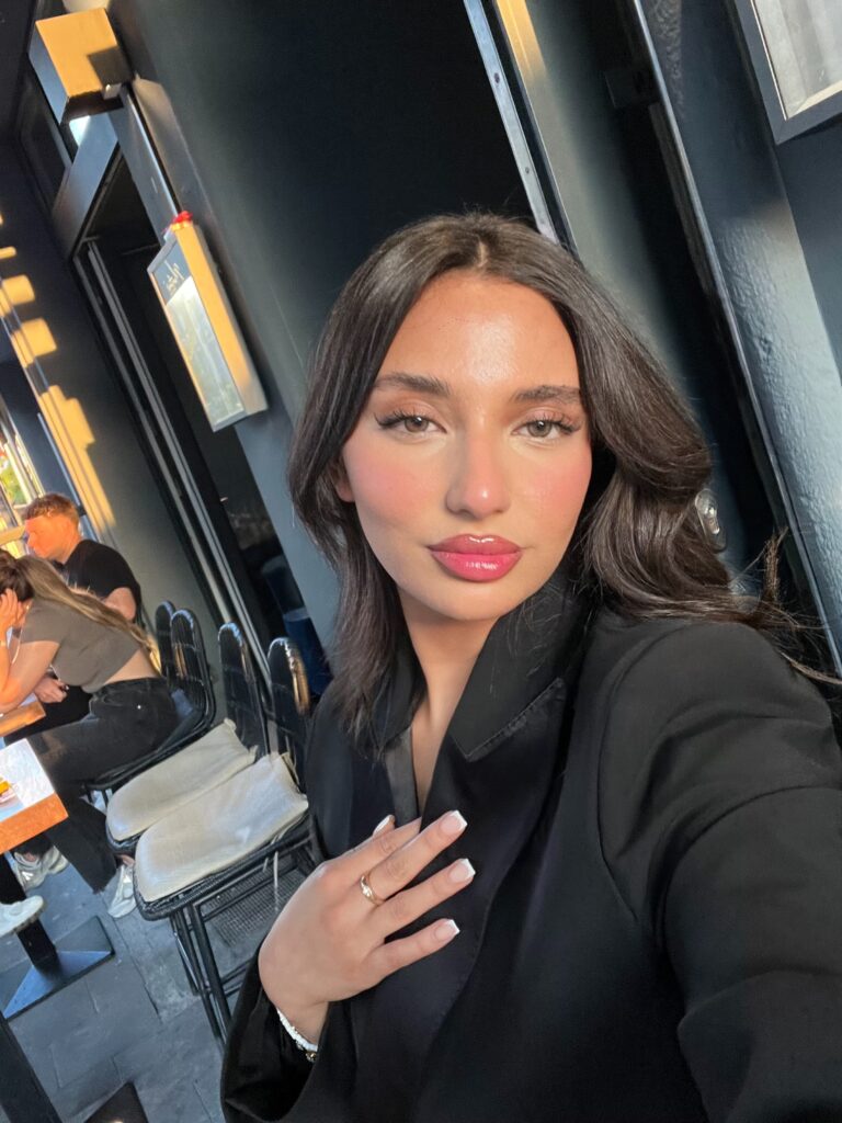 Profilbild von Bushra