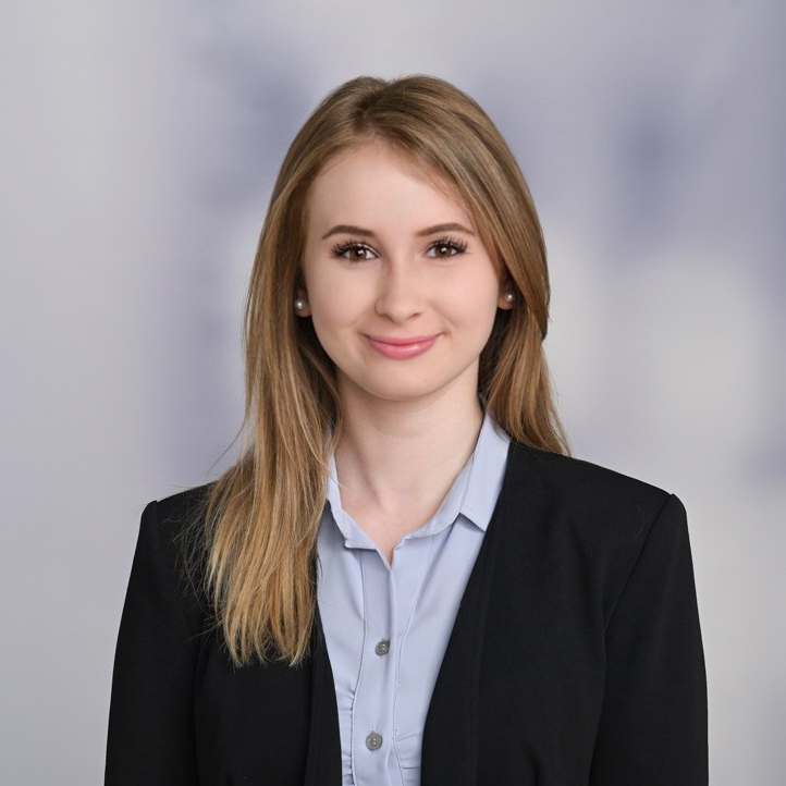 Profilfoto von Nathalie – Kandidatenprofil bei CALUMA